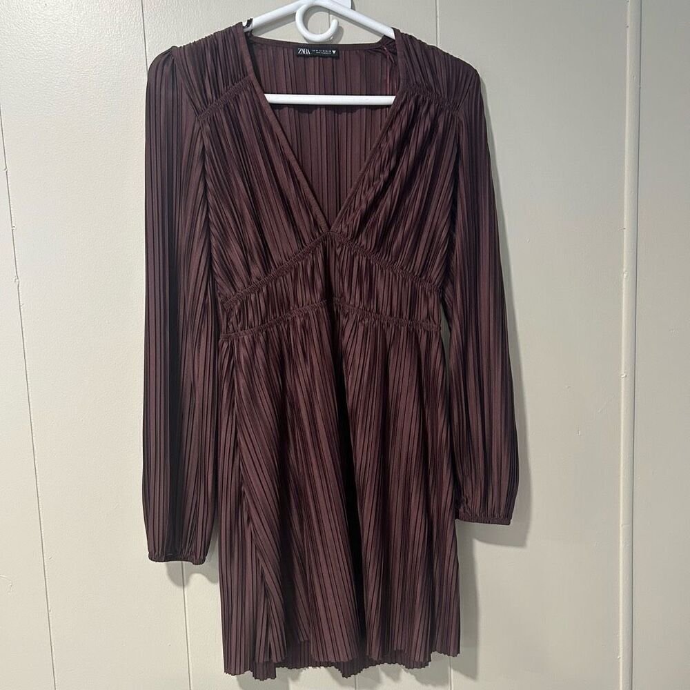 Zara midi dress long sleeve size: M